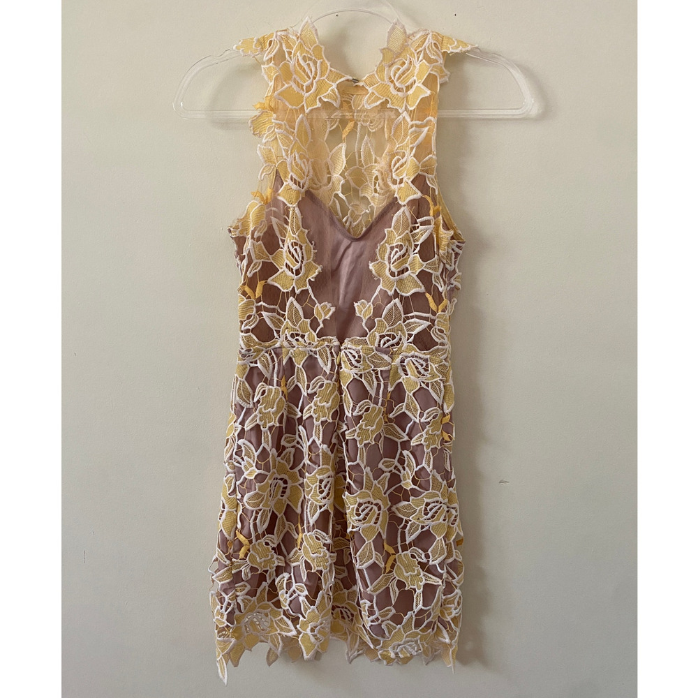 NBD Mini dress Harriet floral Lace Sunshine XS yellow fairy revolve open back - Picture 6 of 7